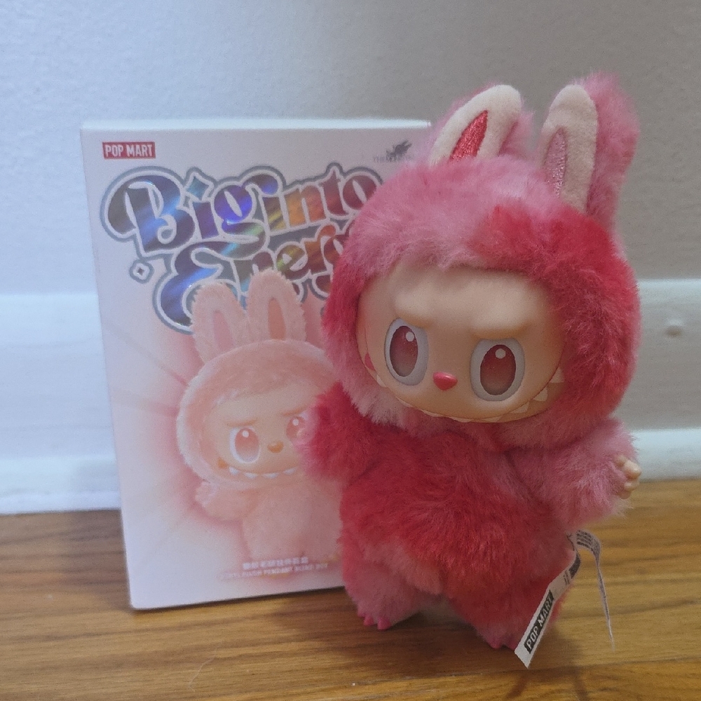 Labubu Big Into Energy. Love. Unopened!